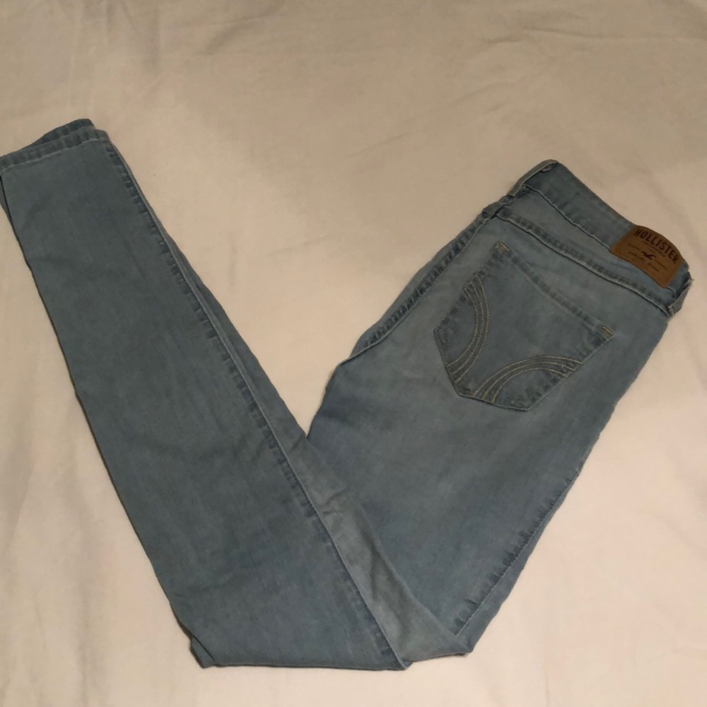 HOLLISTER Light-Wash High-rise Skinny Jeans